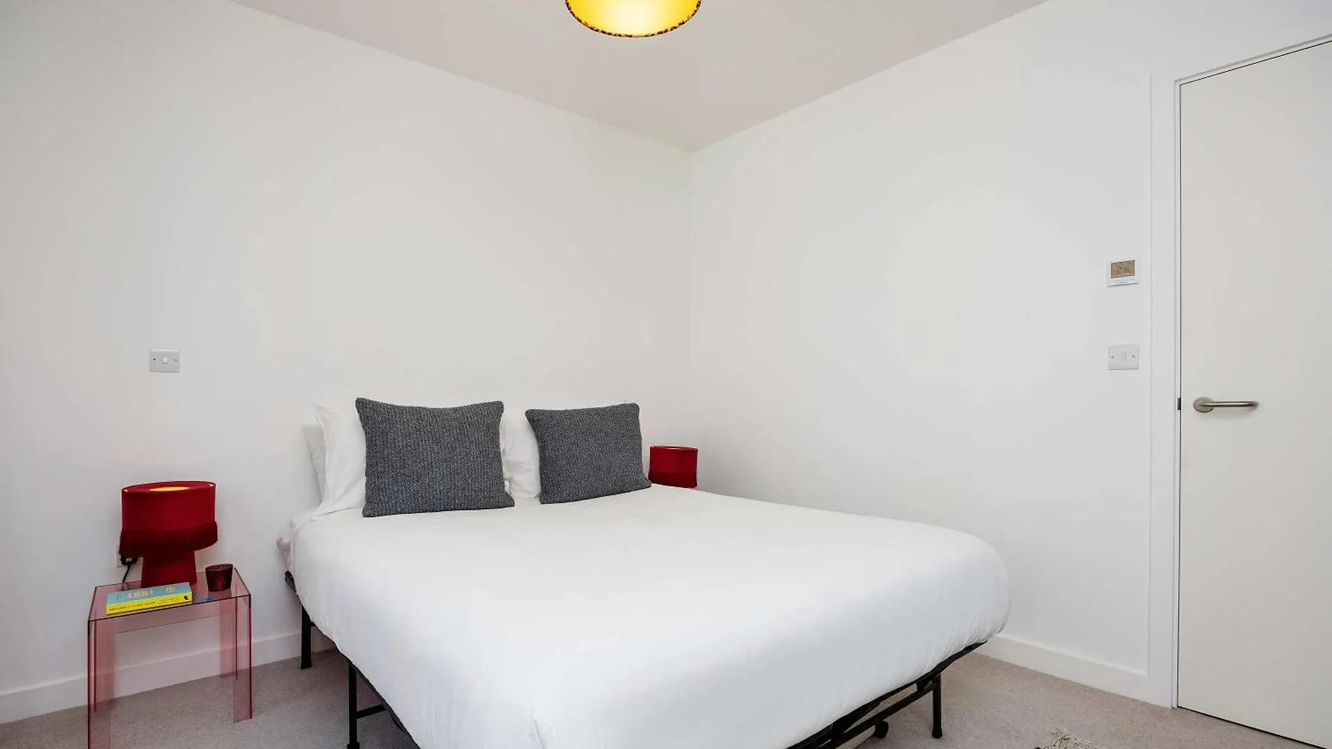 Veeve - Boho-Chic Escape Apartment London 0*,