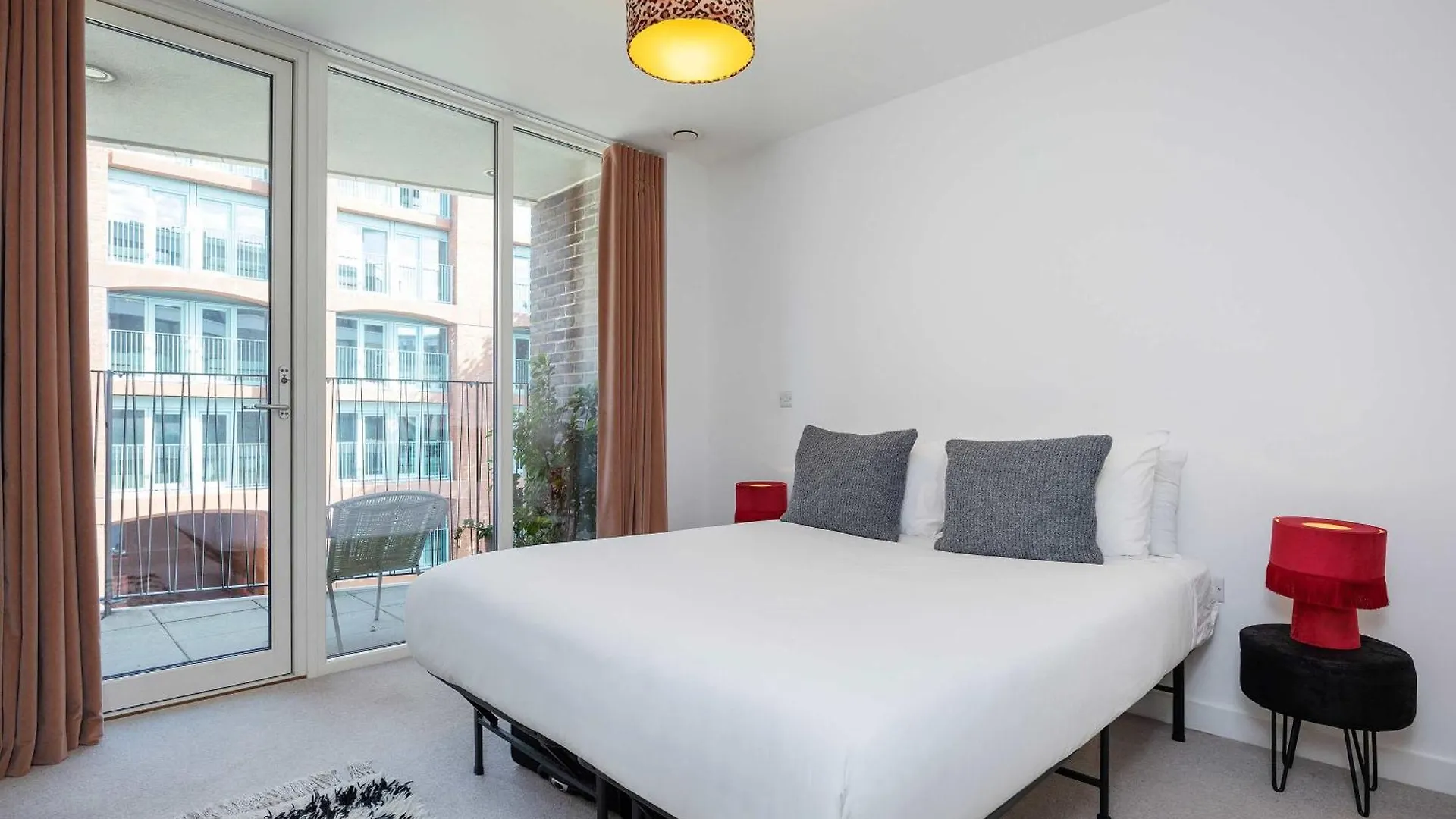 Veeve - Boho-Chic Escape Apartment London
